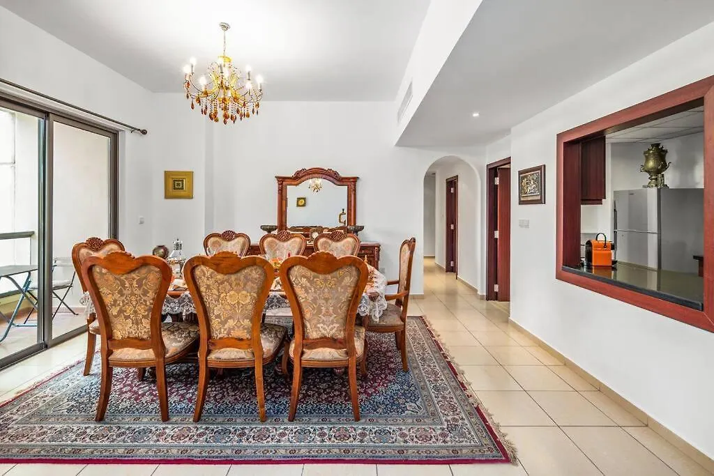 Spacious 4-Bed In Jbr Rimal With Access To Beach! Dubai
