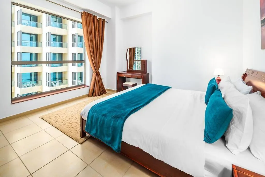 Spacious 4-Bed In Jbr Rimal With Access To Beach! Dubai